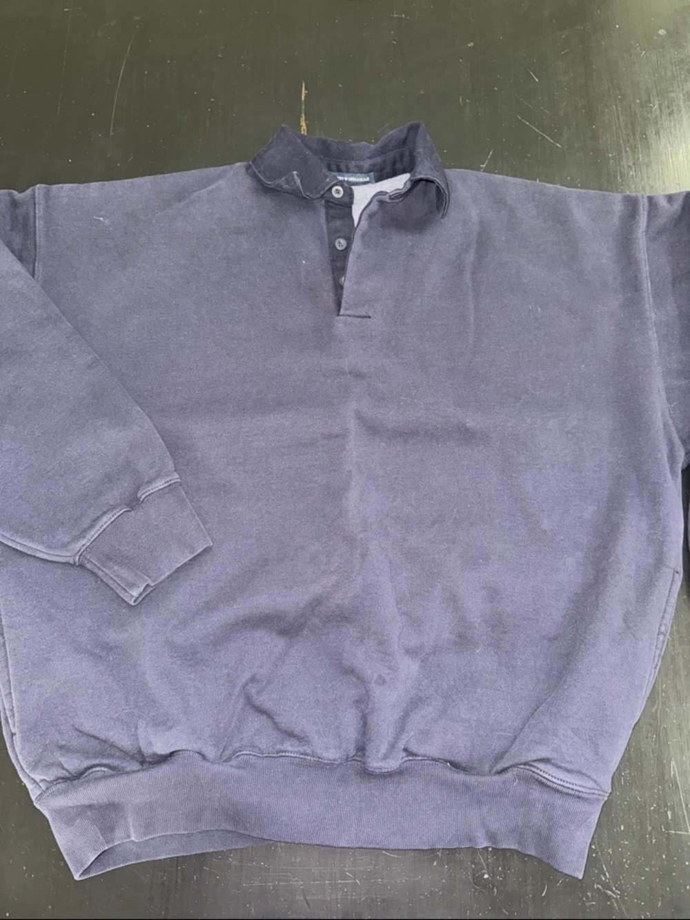 BRANDY MELVILLE navy blue collared sweatshirt. one size. excellent condition.